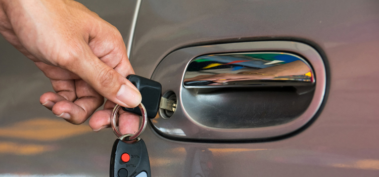 Car door lock repair in Petaluma